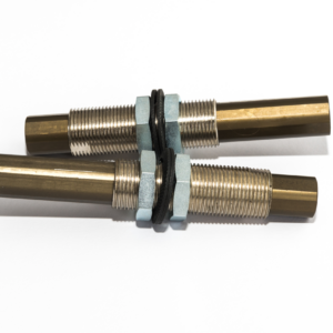 Rugós szár, elfordulásmentes, 2x végcsatlakozás: belső menet G1/4" és G1/8", Úthossz: 35 mm, Csatlakozó menet: M20x1,5, Teljes hossz: 123 mm