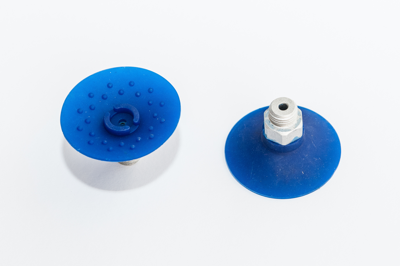 Lapos vákuumkorong, D= 55 mm, Csatlakozó külső menet 1/4" vulkanizált, SI kék